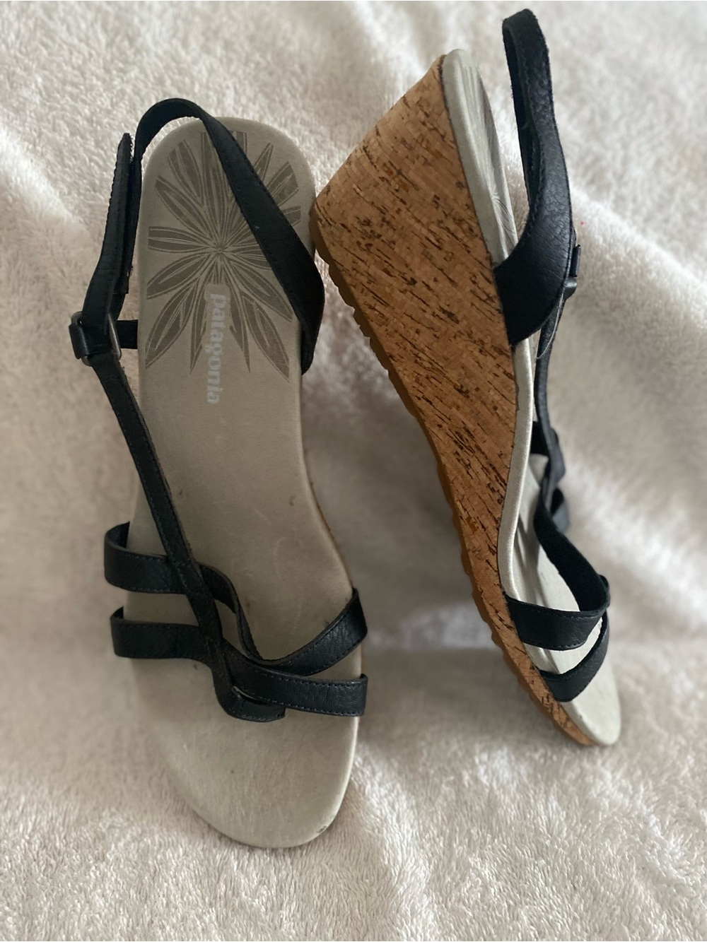 Patagonia Salimar Cork Wedge Sandals with Black Straps size 9
